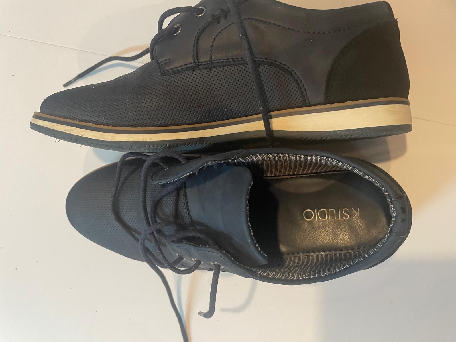 Souliers Noirs Enfant 6-10 ans